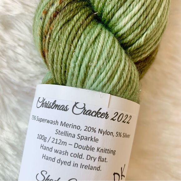 Townhouse Yarns 1 Skein Knitting Hat Yarn + Pattern Kit Limited Edition - Picture 9 of 12